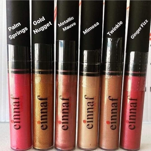 Lipstick & Lipgloss - Picture 2 of 6